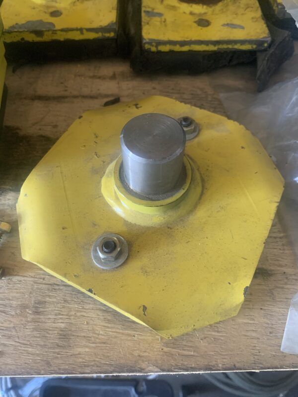 Type NSP Hex Adapter Base and Pad Assembly 1-1/4"