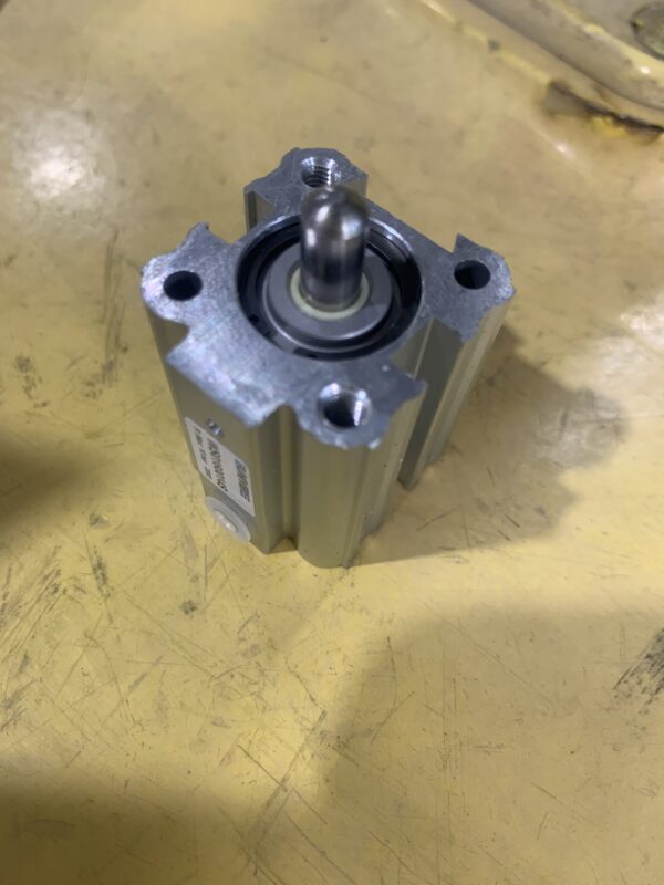 Challenger Lock Release Air Cylinder