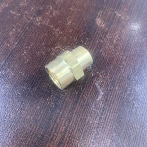 1/4 inch to 1/8 inch Straight Brass Female Fitting