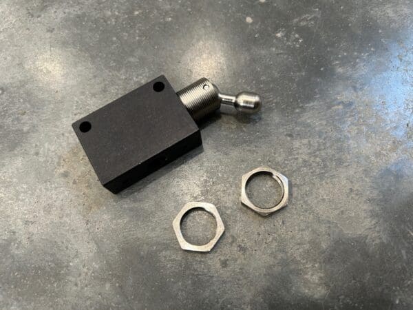 Hunter Lock Release Valve