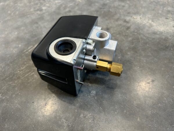 Air Compressor Switch rated for 140-175 PSI